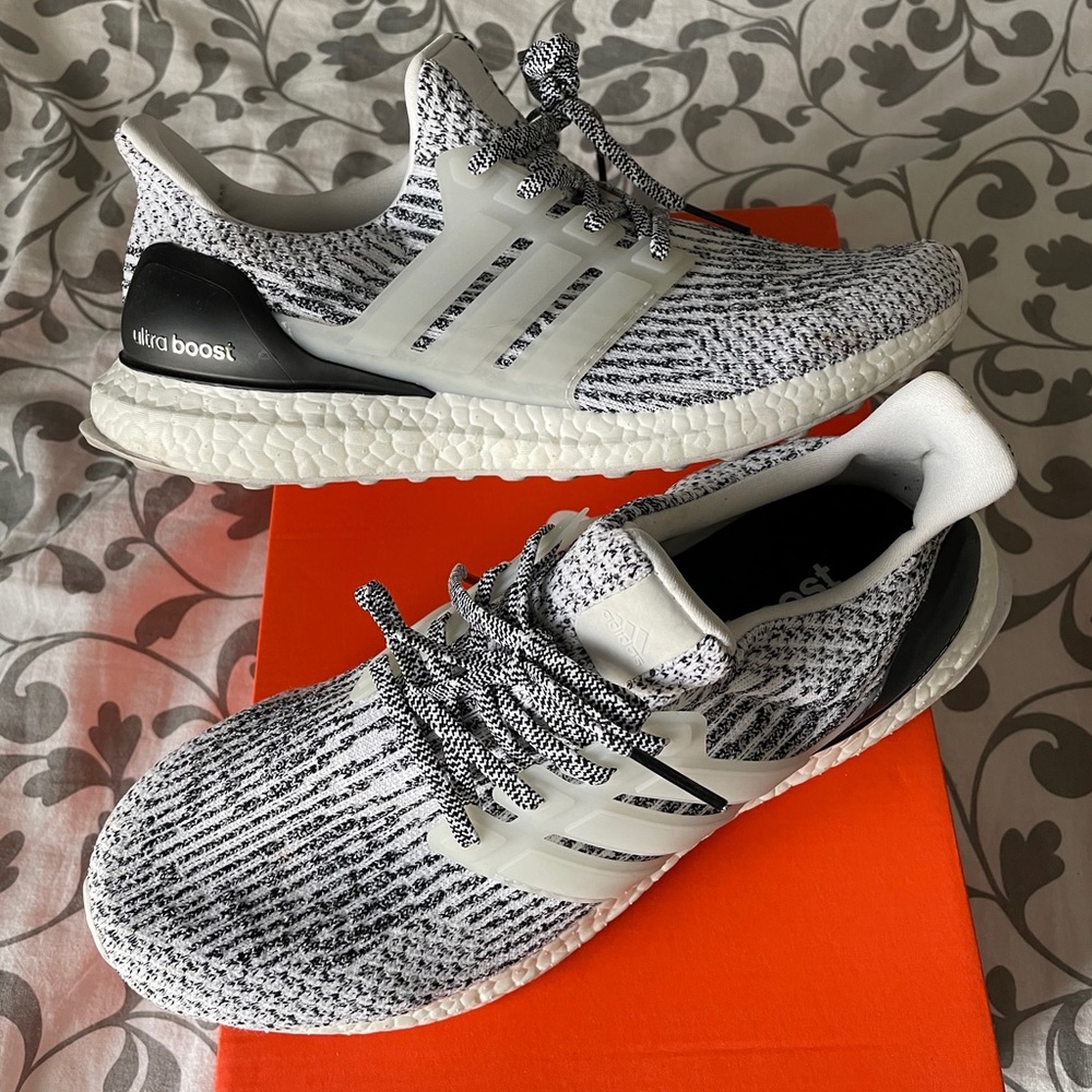 Adidas UltraBoost 3.0 Oreo sz 9.5 💯
